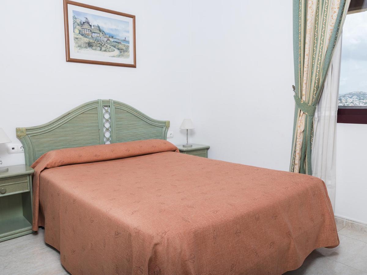 Apartamentos Coral Beach Unitursa Кальпе Номер фото