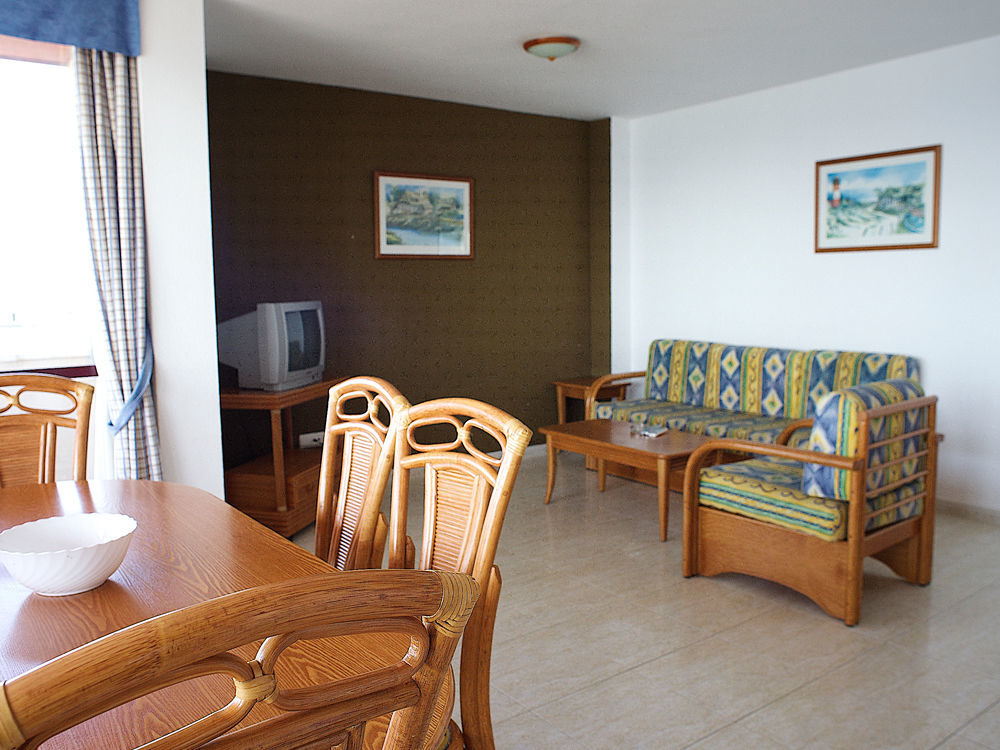 Apartamentos Coral Beach Unitursa Кальпе Экстерьер фото